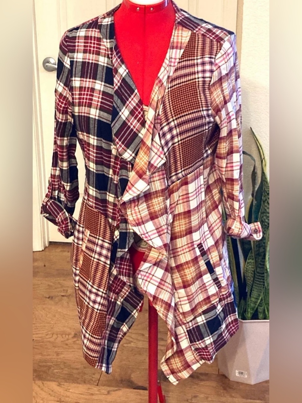 Cato Draped Plaid Cardigan Size Large Women’s
